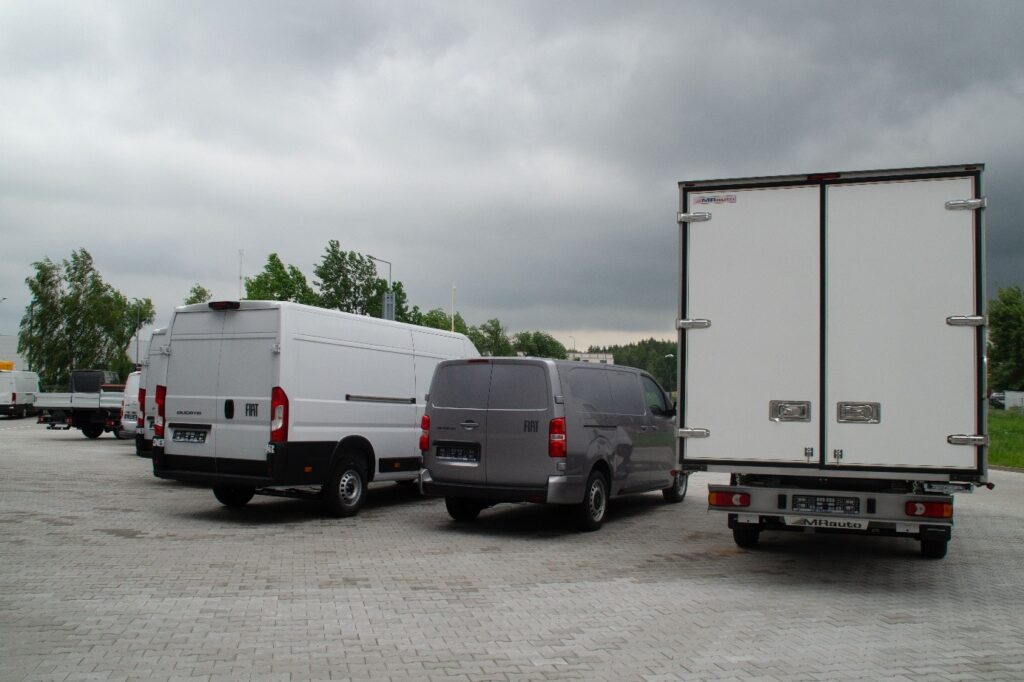 Rodzaje zabudów aut dostawczych