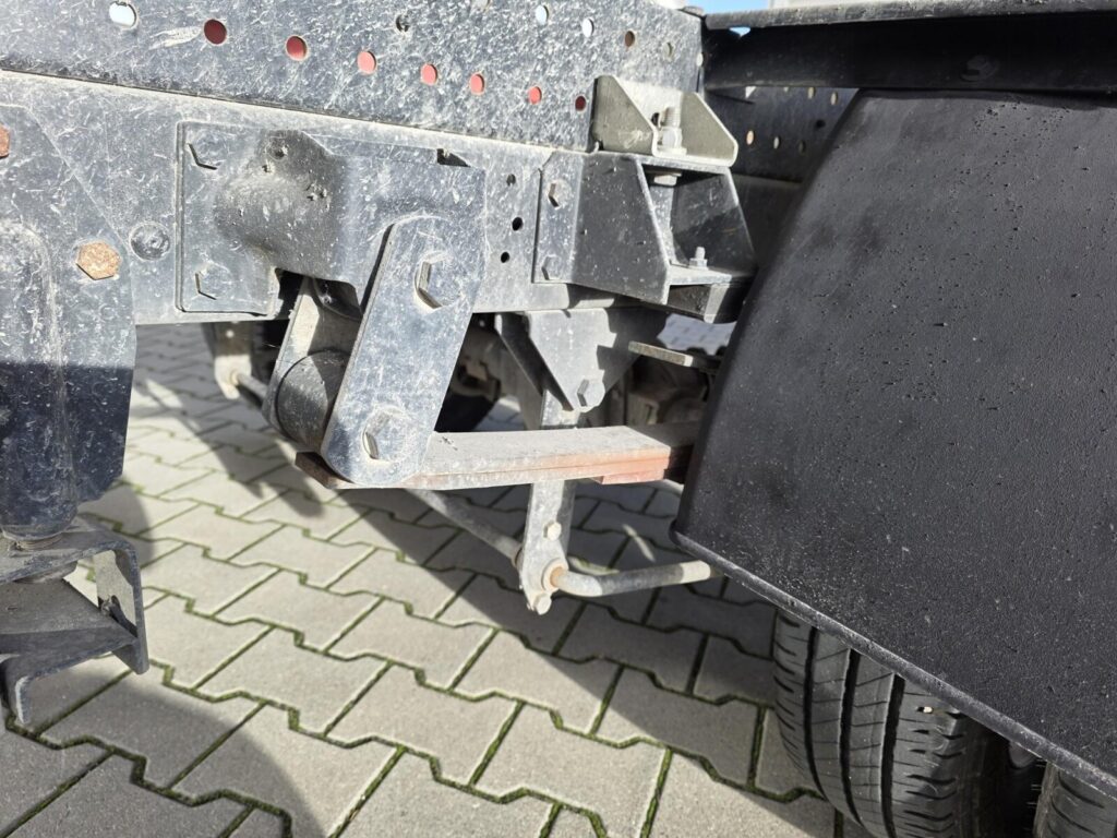 ZCFCE35B90D697678 (1)