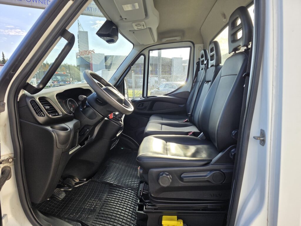 ZCFCE35B90D697678 (4)